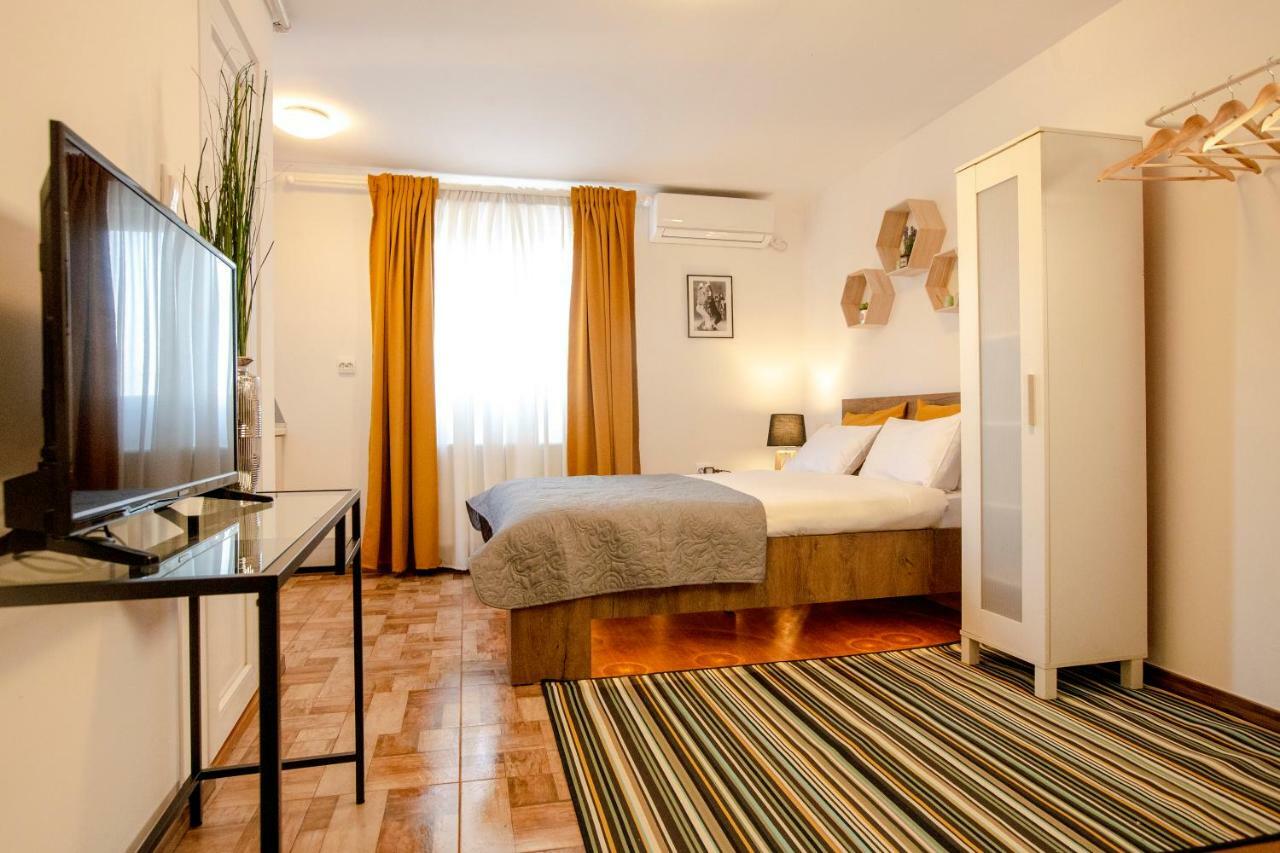Color Apartments Downtown Bukareszt Zewnętrze zdjęcie