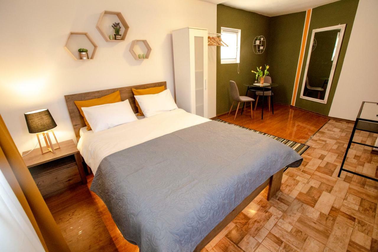 Color Apartments Downtown Bukareszt Zewnętrze zdjęcie